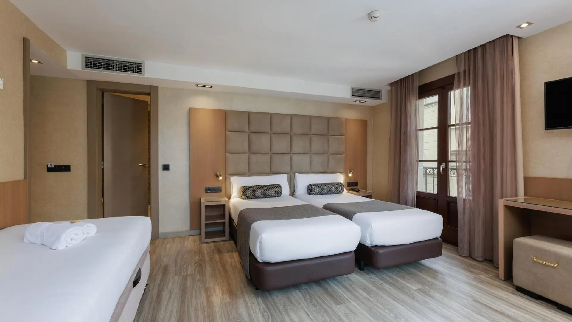 Hotel Suizo Barcelona 3*,  Spain